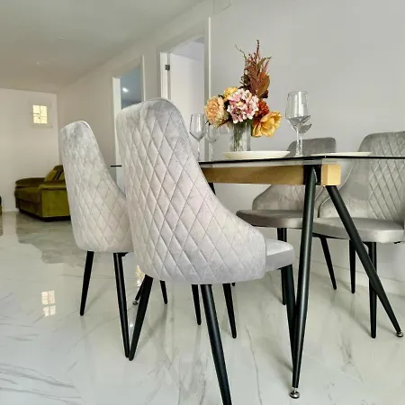 Central Alicante Apartment アパート アリカンテ